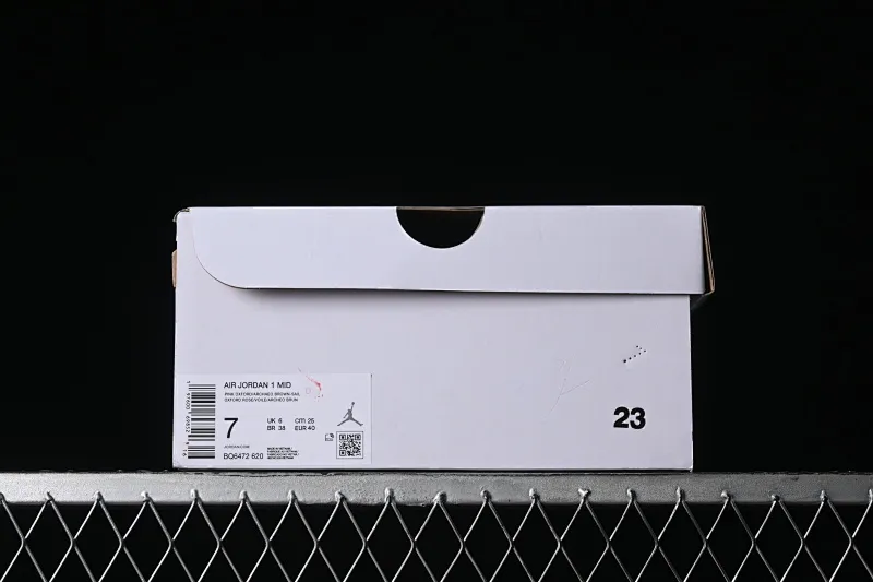 All categories Air Jordan Jordan series basketball shoes Air Jordan 1 Mid Air Jordan 1 Mid AJ1 Joe 1 khaki powder China basketball shoes BQ6472-620